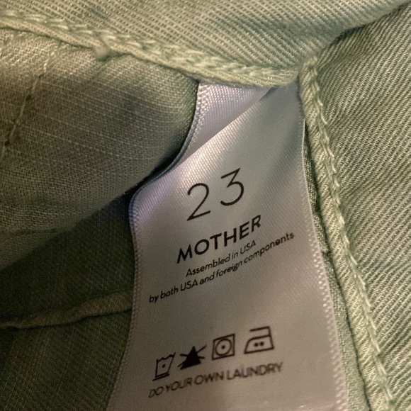 NWT MOTHER
The Shaker Chop Crop Pants - Picture 8 of 8